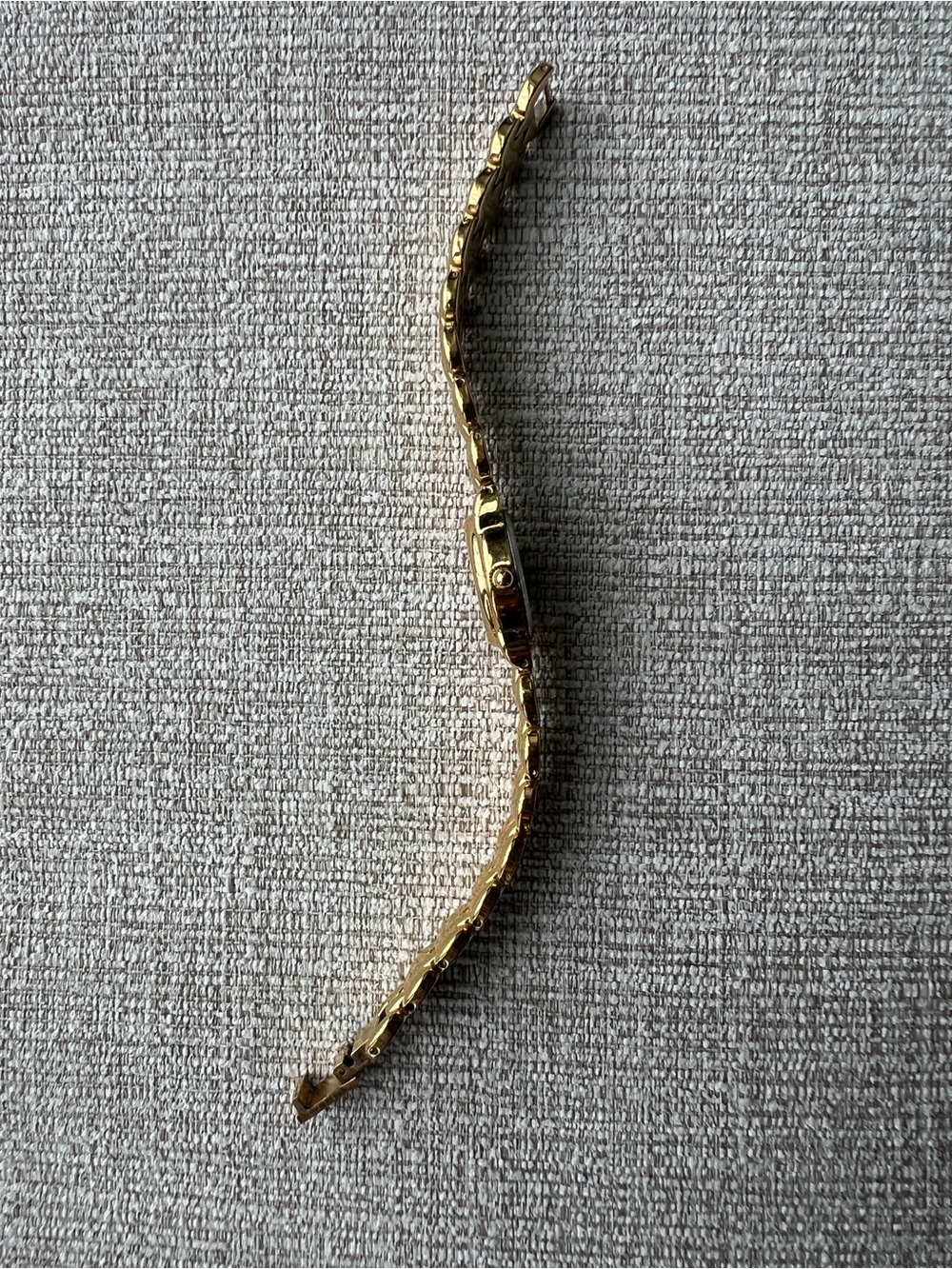 Pulsar Gold-Tone Women's Link Bracelet Watch - Picture 9 of 16